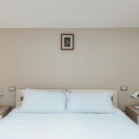 コモGrape Attic 72 - The House Of Travelersアパートメント エクステリア 写真